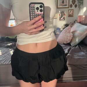 Lioness Un Tutu black bubble mini skort size medium, new with tags